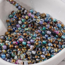 BeadingStation® 30g 450pcs 4mm Gradient Colorful Transparent Glass Beads